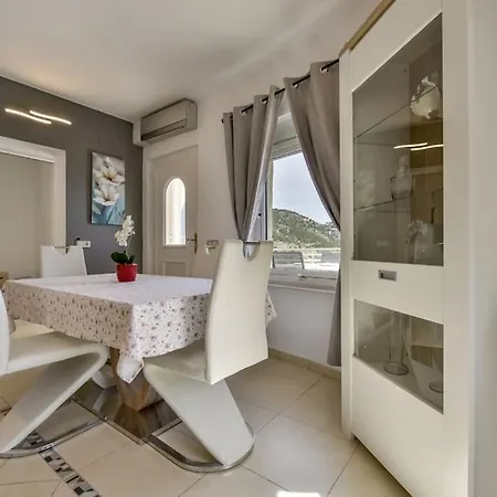 Guzman - Tango Villa *