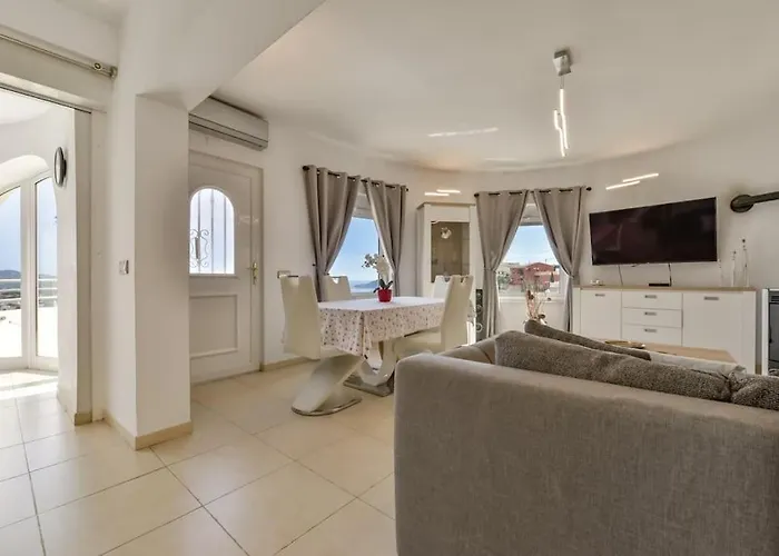 Villa Guzman - Tango