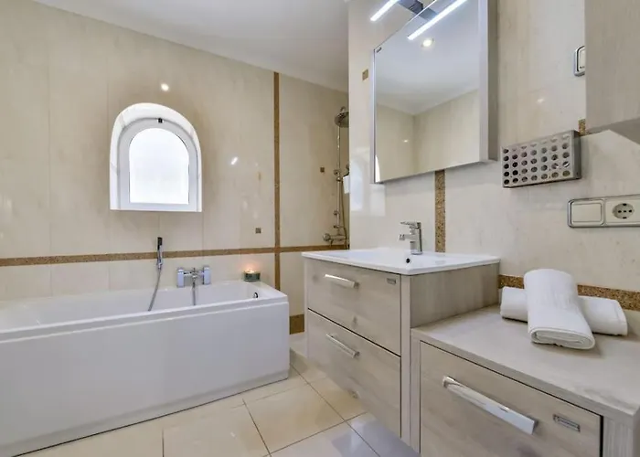 Guzman - Tango Villa *