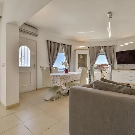 Villa Guzman - Tango