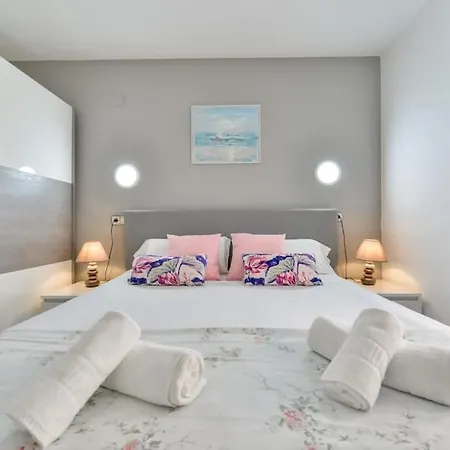 Villa Guzman - Tango *